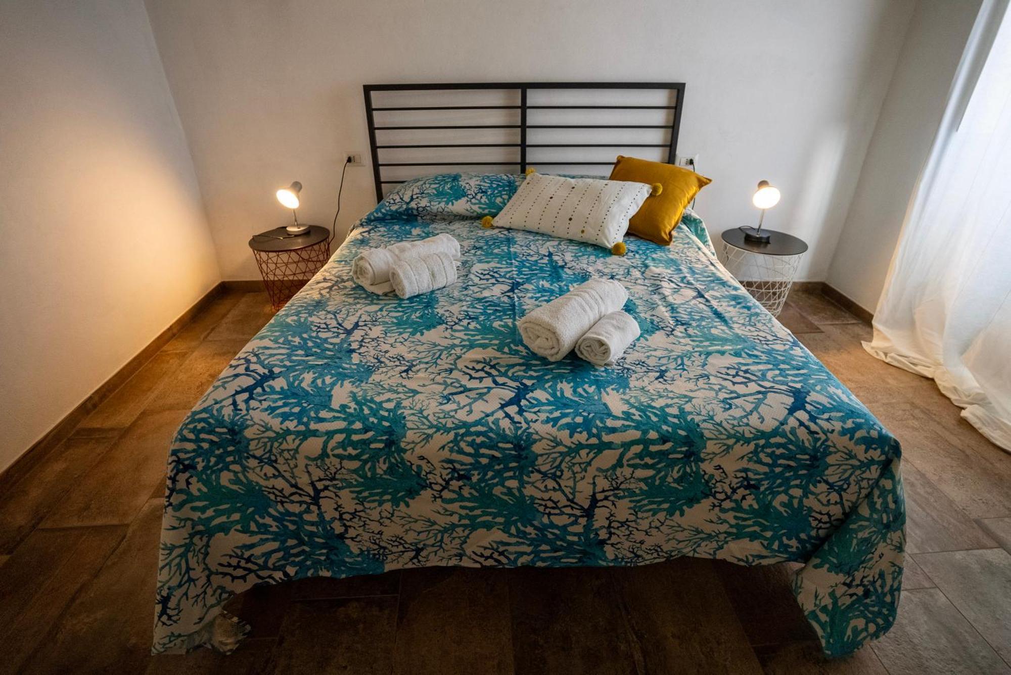Sardinian Gallery Domus Bosa Chambre photo